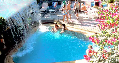 achei-ferias-imagem-galeria-hotel-roma-grupo-diroma-caldas-novas-go-5d8b728a3d44c_3.webp
