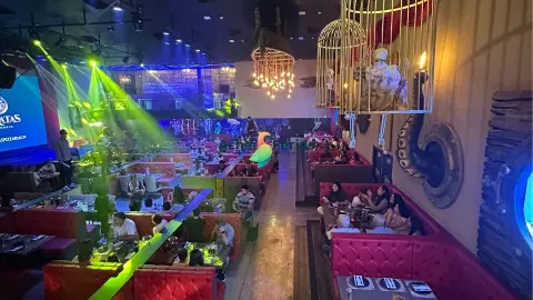 achei-ferias-imagem-galeria-piratas-pizzaria-67c32d70ecade_1.webp